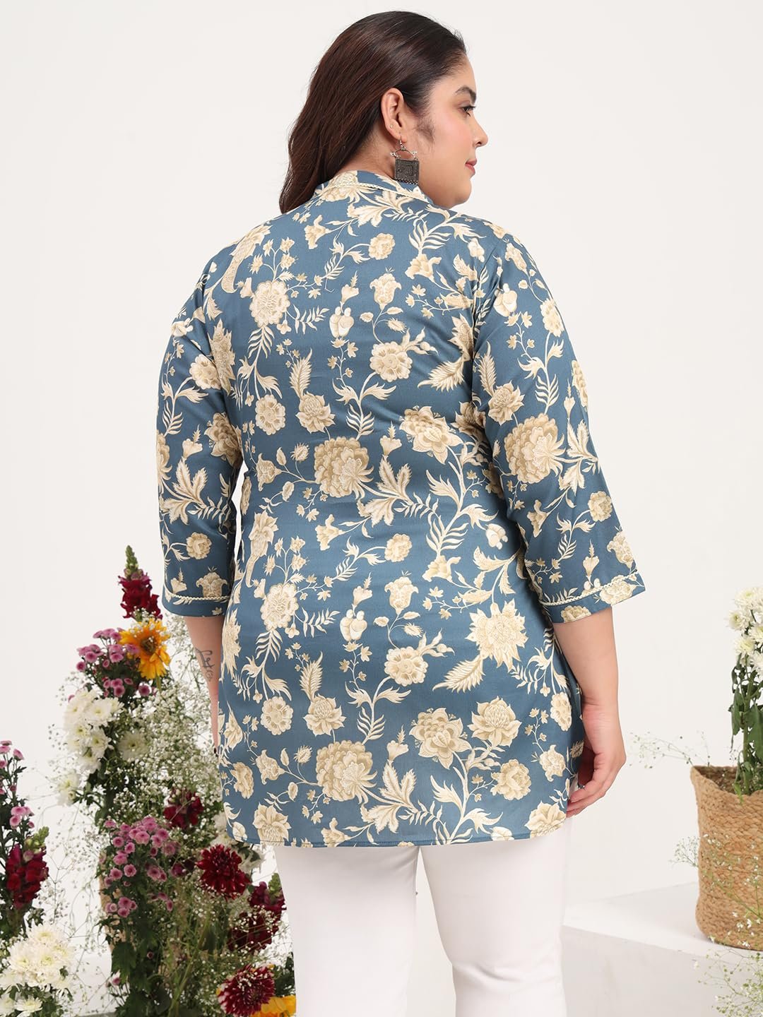 Tissu Women's Plus Size Cotton Satin Grey Floral Printed Kurti - Image 4