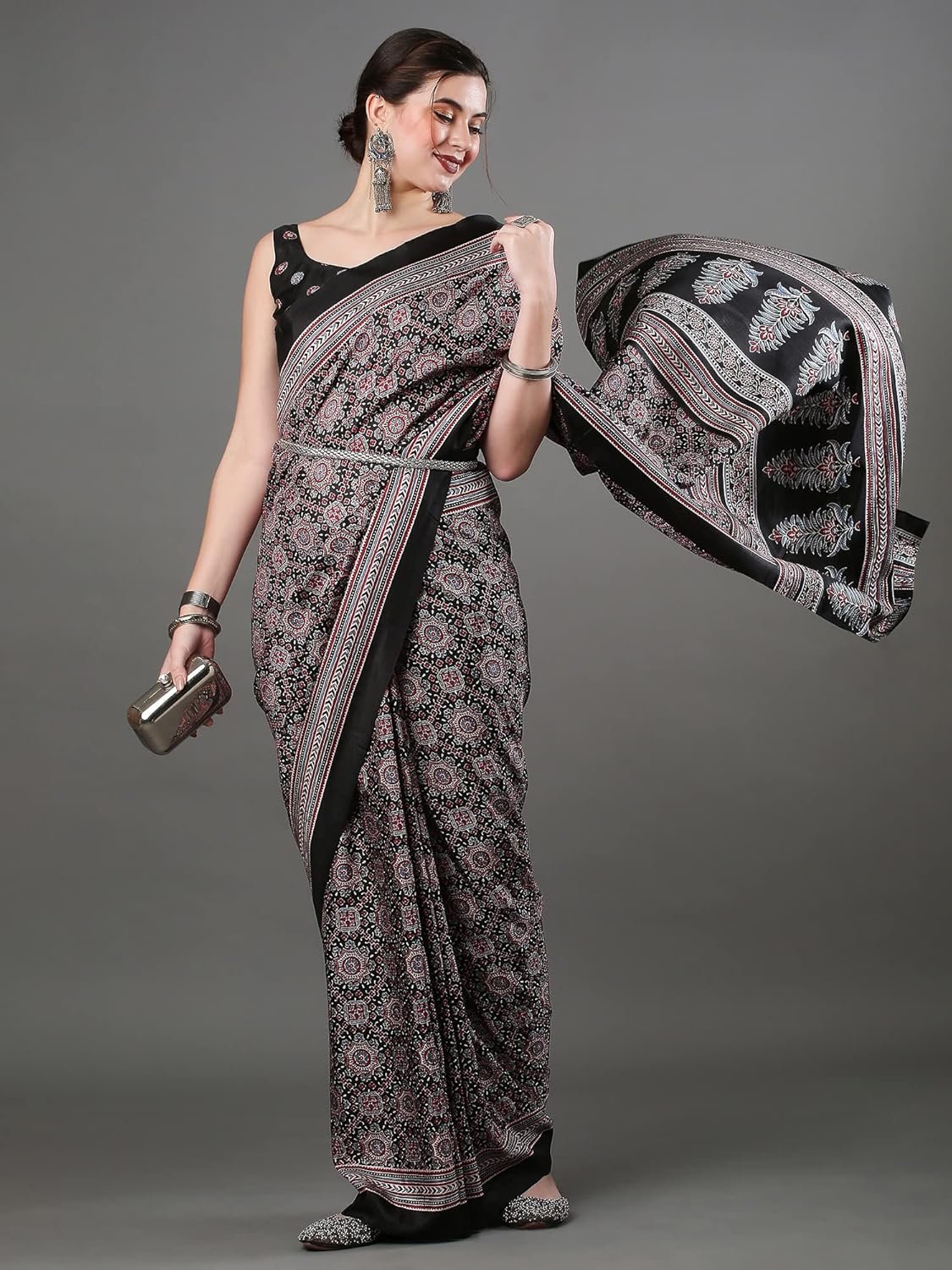 AKHILAM Women's Ajrak Block Print Dola Silk Saree With Unstitched Blouse Piece - Image 3