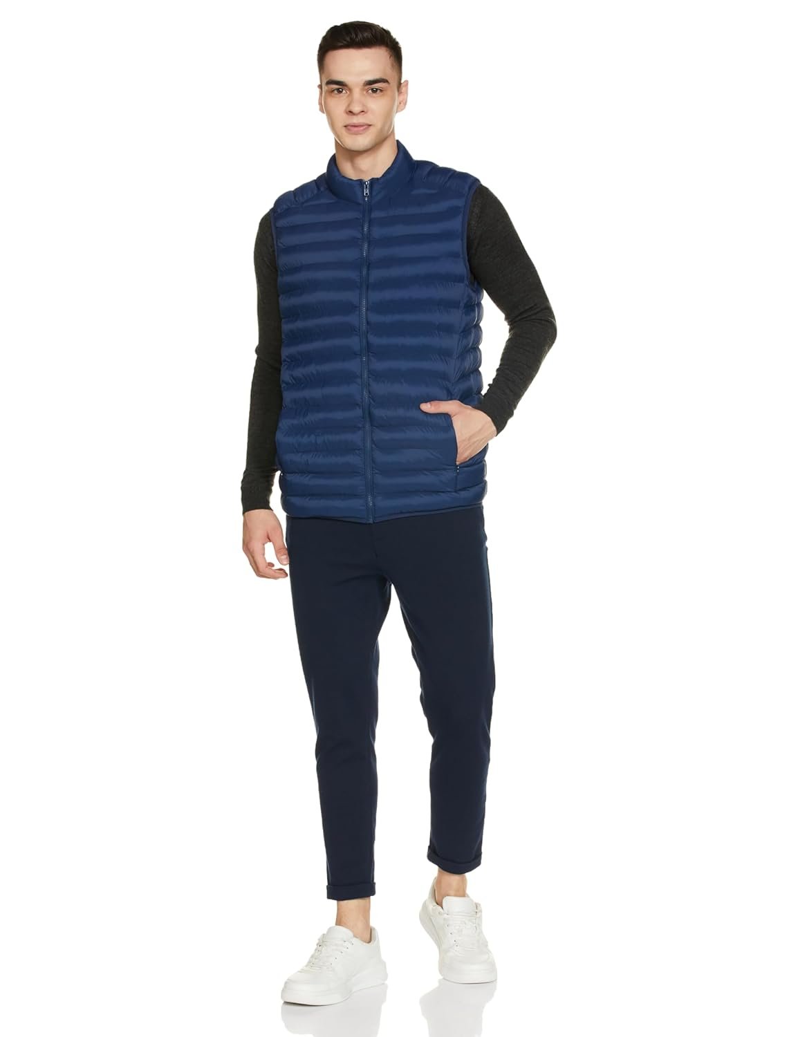 Amazon Brand - Symbol Men's Feather Light Nylon Quilted Jacket - Image 7